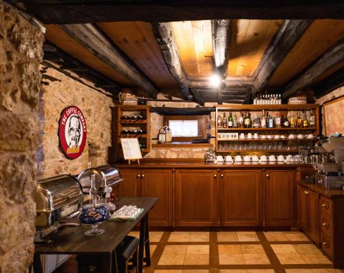 Loungen eller baren på Αρχοντικό Ελληνοπύργου