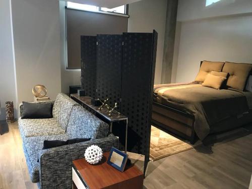 Luxury Modern Condo for Executive/Corporate Rental
