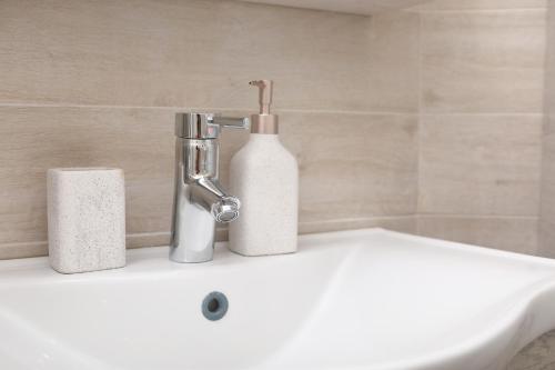 Dafnis City Apartment