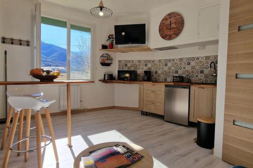 Kuchyňa alebo kuchynka v ubytovaní Mas Catalan Nature et Calme