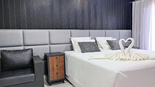 מיטה או מיטות בחדר ב-Casa Luxo Jacuzzi aquecida prox Cataratas e Aerpt