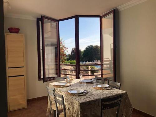 Apartamento encantador com piscina