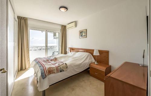Stunning Apartment In Benalmádena