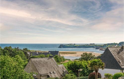 Nice Home In Guidel With Wifi