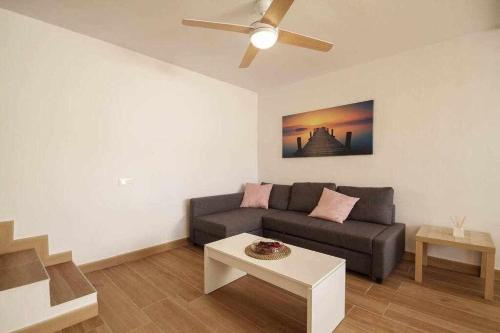 Gallery image of Suite Confort Free wifi in San Bartolomé de Tirajana