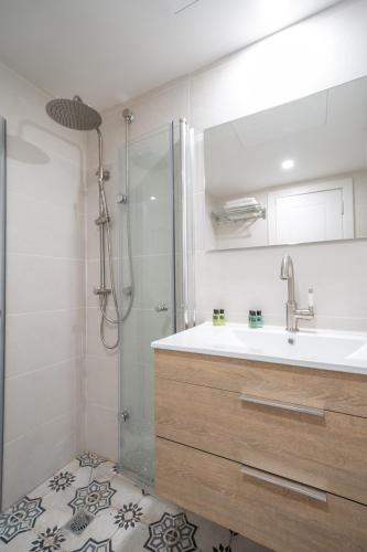 Phòng tắm tại Bareket 19