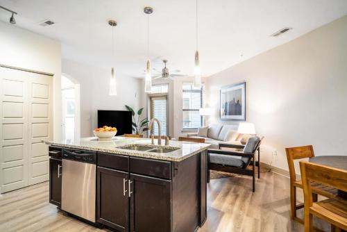 Photo inspiration: Cozy And Bright Apartments At Marble Alley Lofts In Downtown Photo Inspiration