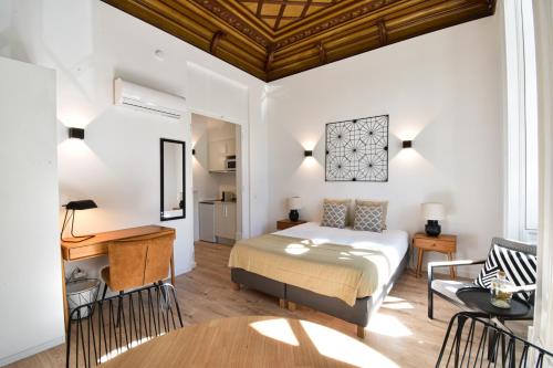 Letto o letti in una camera di LAA Studios
