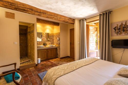 Gallery image of Domaine de la Ruisseliere in Lacenas