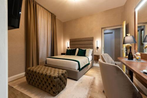Royal Rooms Corso