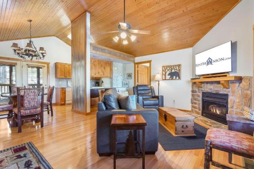 Foto dalla galleria di Blue Sky Lodge a Reeds Spring