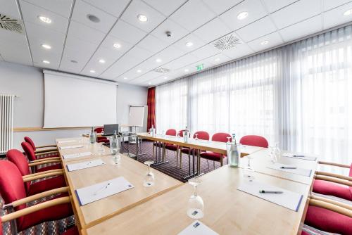 Holiday Inn Express Berlin City Centre by IHG photo 28