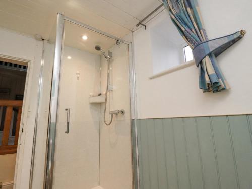 Ein Badezimmer in der Unterkunft Haworth Barn
