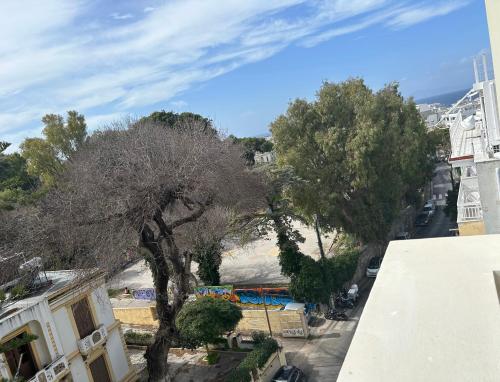 Christos Apt - City Center w/ Royal Garden View