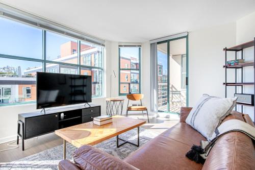 Φωτογραφία από το άλμπουμ του Waterfront S Beach 2BR w Pool Tennis Spa SFO-426 στο Σαν Φρανσίσκο