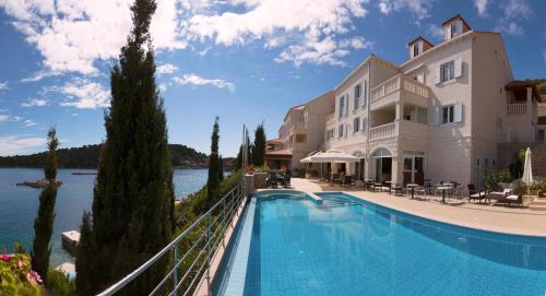 Der Swimmingpool an oder in der Nähe von Hotel Bozica Dubrovnik Islands