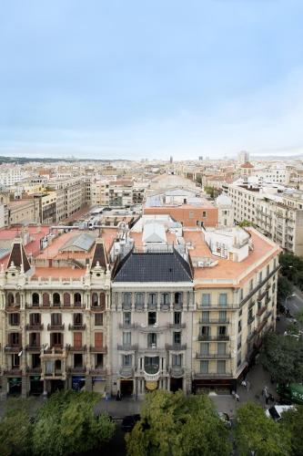 Γενική άποψη της πόλης Βαρκελώνη ή θέα της πόλης από  αυτό το ξενοδοχείο