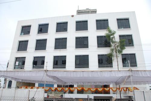Gallery image of Hotel Neem Tree Hyderabad Airport in Shamshabad