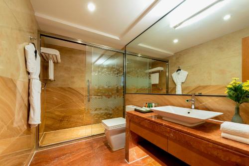 Un baño de Hampton by Hilton Zhuhai Gongbei Port