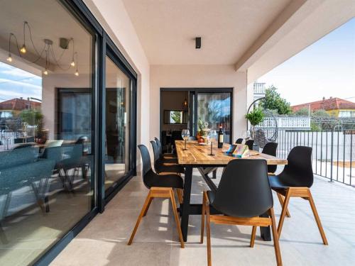 Luxury villa Magale with large pool