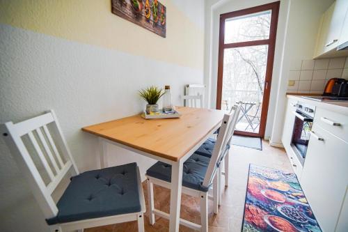 Kuchyň nebo kuchyňský kout v ubytování FullHouse - Chemnitz - M45 Apartments