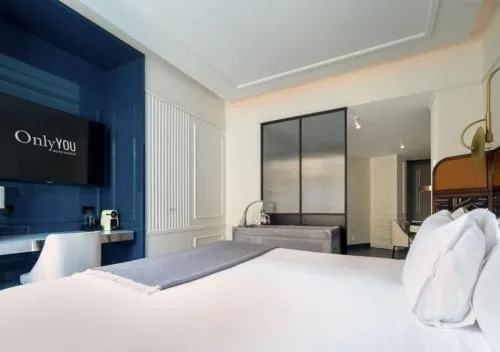 Only YOU Hotel Valencia photo 18