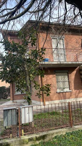 Photo de la galerie de l'établissement Guest House Via Emilia, à Marmirolo