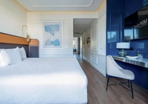 Only YOU Hotel Valencia photo 6