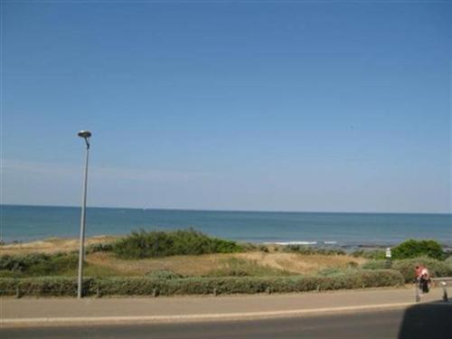 Appartement T2 mezzanine proche mer à St Hilaire de Riez - FR-1-324-149