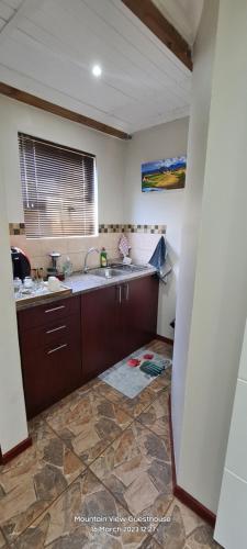 VanrhynsdorpにあるMountain View Guesthouseのギャラリーの写真