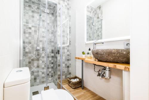 Wekey Homes Granada, Mesones Central Suites