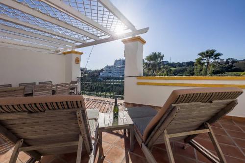 92-Apartment With Fantastic Views, Miraflores, Mijas