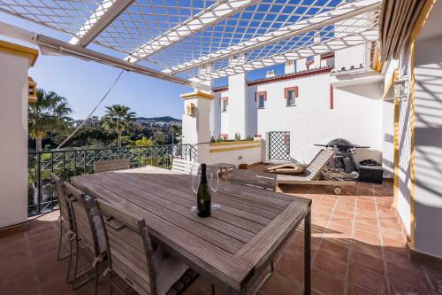 92-Apartment With Fantastic Views, Miraflores, Mijas