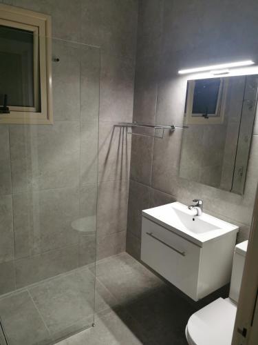 Ένα μπάνιο στο Sea view apartment