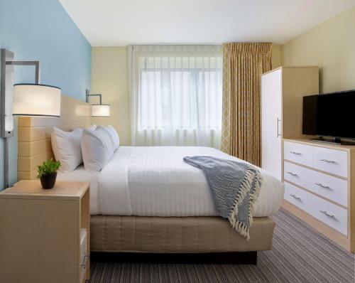 Sonesta ES Suites New Orleans Downtown Image