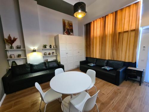 Hlius Brand New Apartments photo 32
