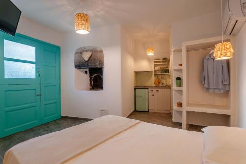 Xerolithia Guesthouseにあるベッド
