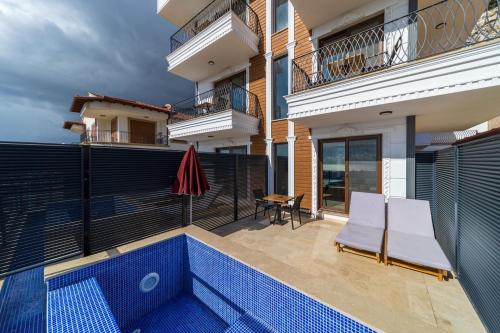 Luxury Flat with Jacuzzi on the Balcony in Kas