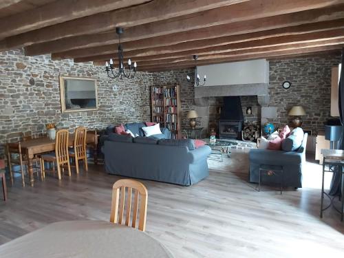 La Grande Maison - Les Gîtes de la Lohuas