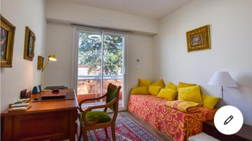Posteľ alebo postele v izbe v ubytovaní Maison de ville - 400m de la plage - grande terrasse, balcons, 4 chambres - 160m2