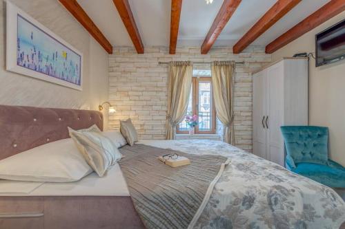 DIVA 2,stylish Old Town studio apartment near beach