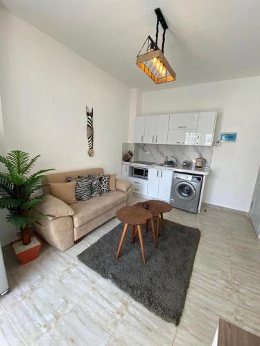 1 Bed Apartment - Balcony Pool Parking