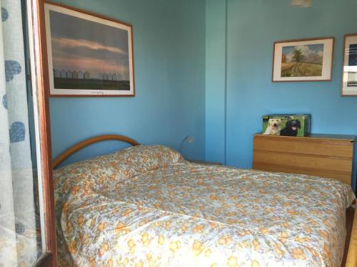 A bed or beds in a room at Vacanze a Finale Ligure