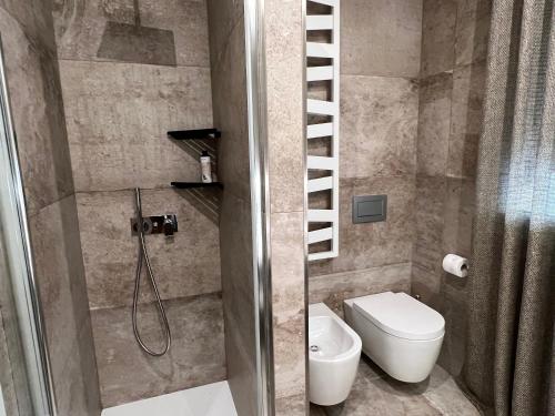 Ένα μπάνιο στο DR54 Apartments