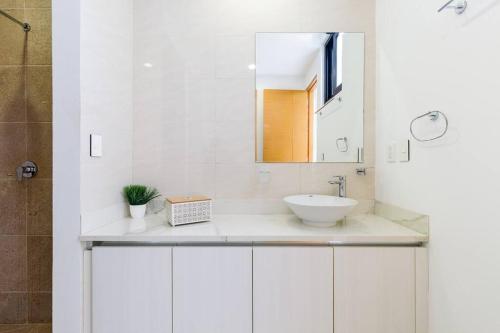 View of INSIDE a $13 Million NYC Apartment with Private Rooftop Pool