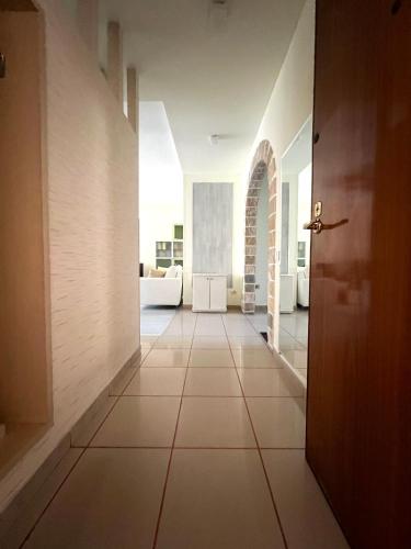 Fotografie z fotogalerie ubytování Rolling Apartment Tirana - Near Blloku v destinaci Tirana