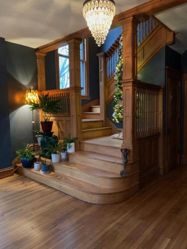 Netherfield Place – Photos 2