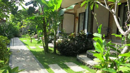 Seahua Ha Ha Tulamben Dive Resort