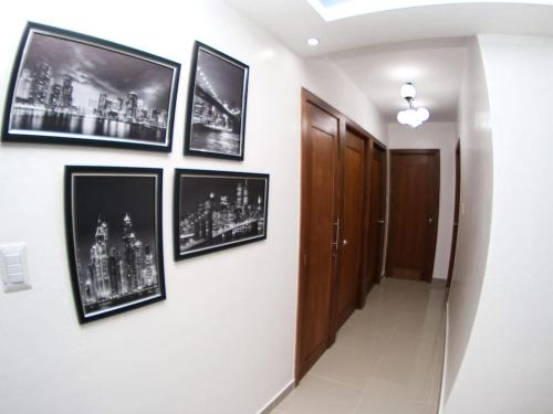 Fotografie z fotogalerie ubytování Luxurious 3-Bedroom Apartment with Pool & 24/7 security v destinaci Santiago de los Caballeros