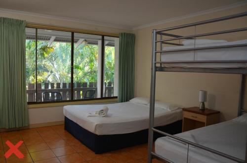 Gallery image of Base Airlie Beach in Airlie Beach